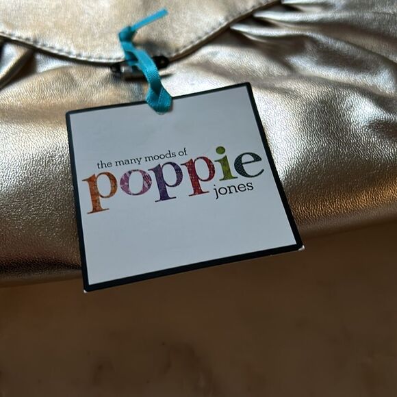 new Poppie Jones shimmer gold magnetic clasp clutch make up bag - Picture 5 of 5